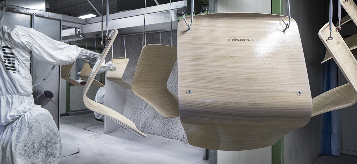 Farben auf Wasserbasis aus pflanzlichem Ursprung, eine innovative Entwicklung für Pedrali